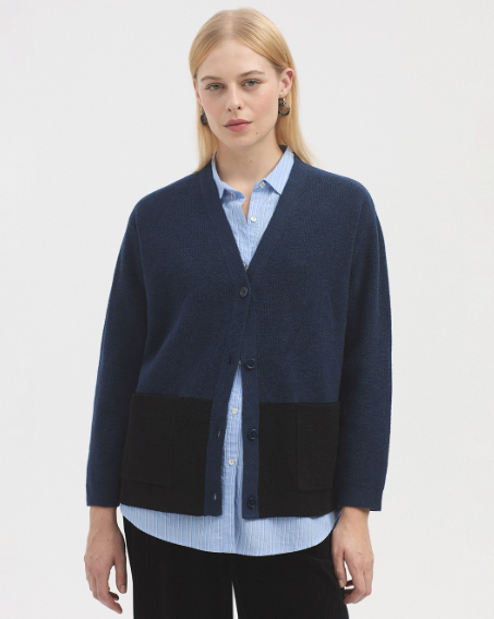 Nice Things Two Tone V-neck Cardigan- navy & black